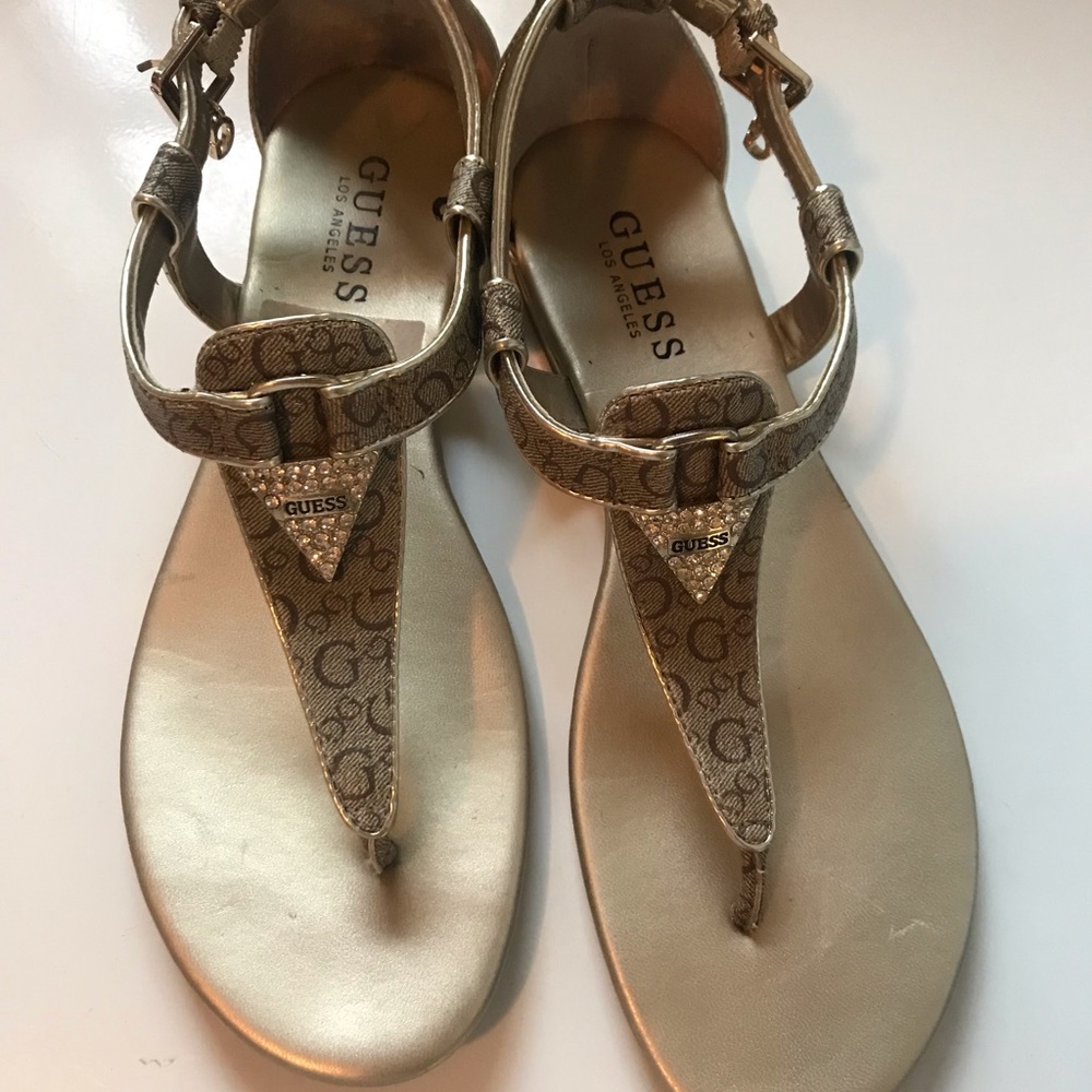 Guess sandal